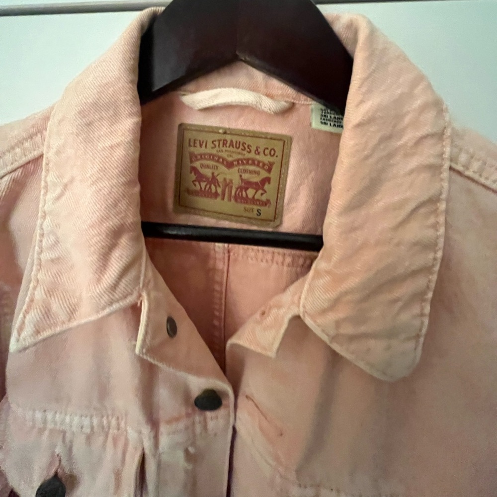 Levi’s original puff sleeve trucker Pink Denim Jacket - Picture 12 of 13